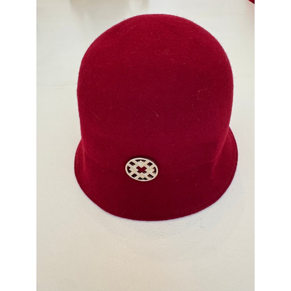 Jaclyn Smith Women's 100% Felted Wool Red Cloche Hat One Size Downton Abbey